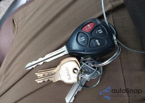 2011 Toyota Camry Le z USA, uszkodzony, nr VIN 4T4BF3EK5BR203076